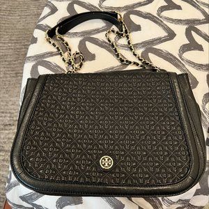 Tory Burch Bryant Quilted Shoulder Bag in Black